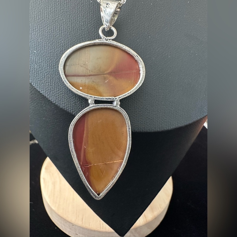 Sterling Silver Pendant Necklace with Multicolor Agate Stones - Picture 6 of 7